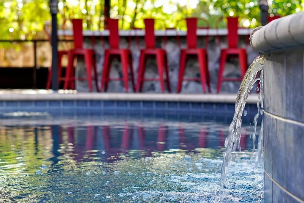 Вілла Poolside Cocoa Oasis W/ Tiki Bar! Frontenac Екстер'єр фото